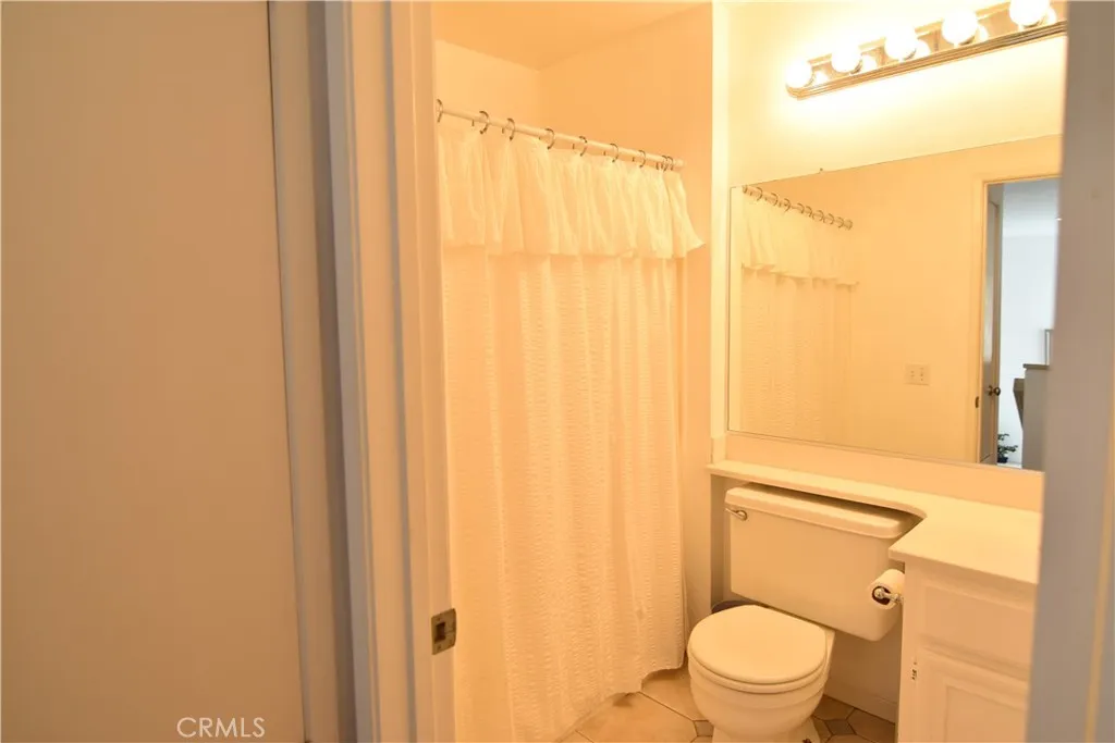 5727 E Stillwater Avenue 5, Orange, California 92869 home-pic-11