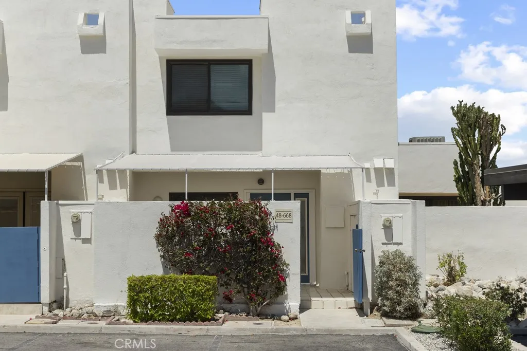 48668 Desert Flower Drive, Palm Desert, California 92260 home-pic-4