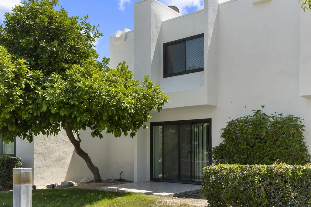 48668 Desert Flower Drive, Palm Desert, California 92260 home-pic-40
