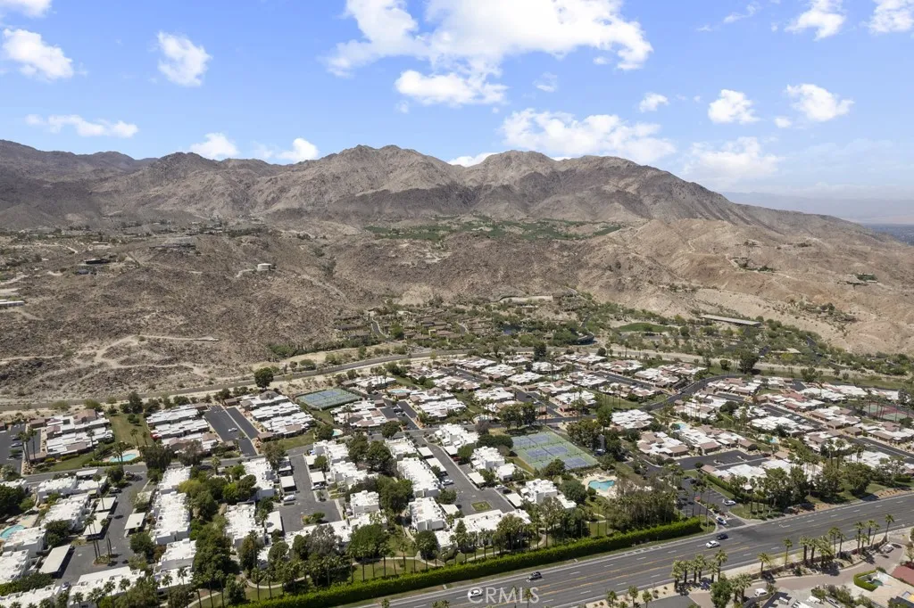 48668 Desert Flower Drive, Palm Desert, California 92260 home-pic-53