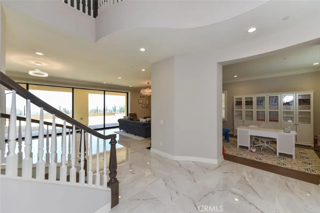 gallery-image 3