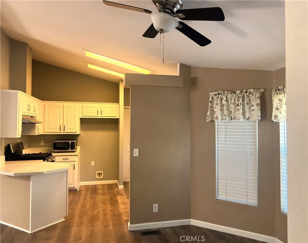 31768 Via Verde, Lake Elsinore, California 92530 home-pic-7