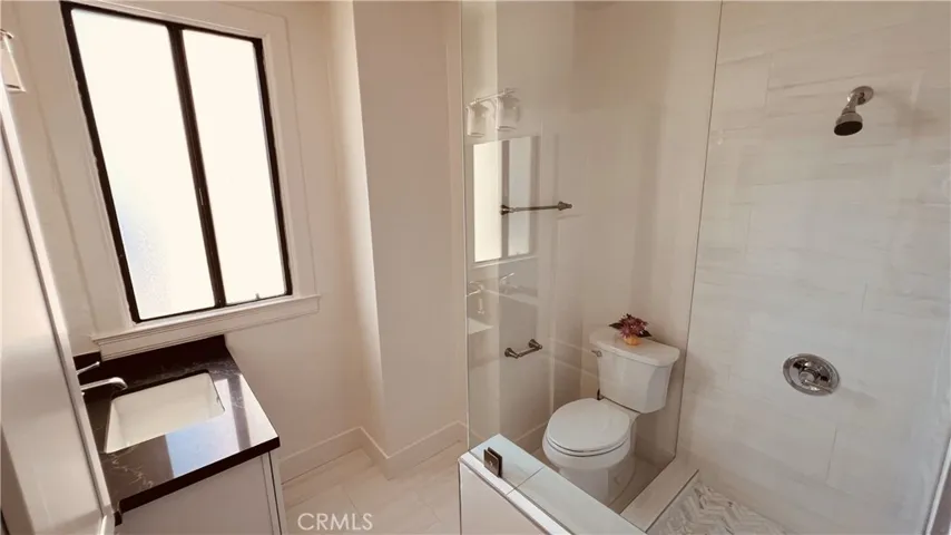 315 W 3rd Street 711, Long Beach, California 90802