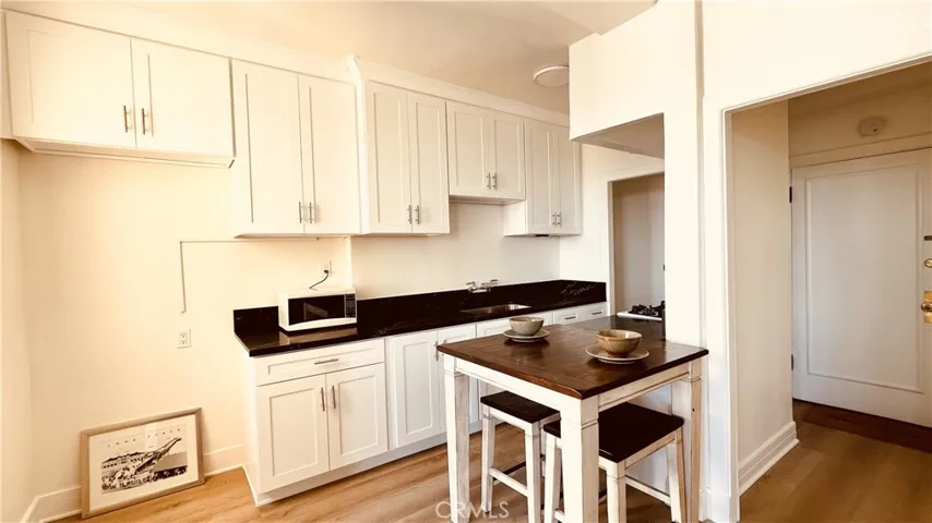 315 W 3rd Street 711, Long Beach, California 90802