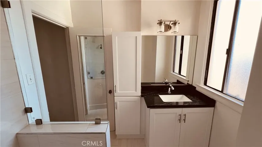 315 W 3rd Street 711, Long Beach, California 90802