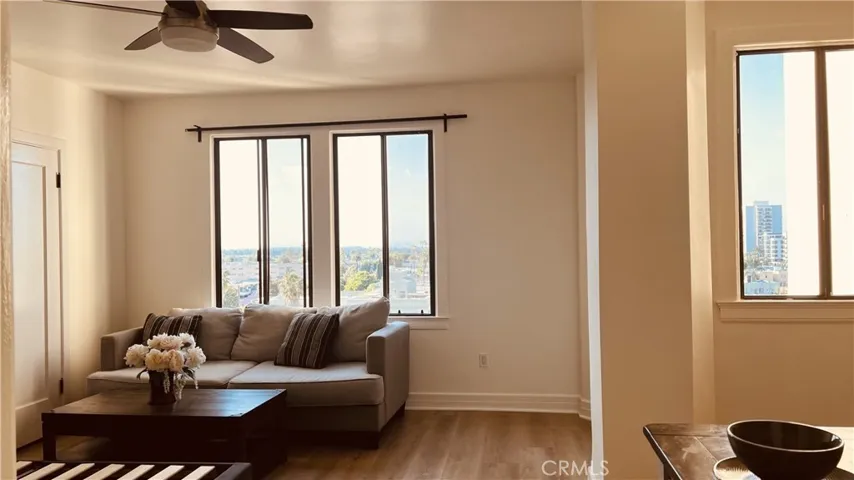 315 W 3rd Street 711, Long Beach, California 90802