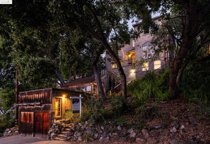 1001 Cragmont Ave, Berkeley, California 94708