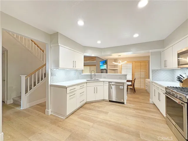 8060 E Treeview Court, Anaheim Hills, California 92808
