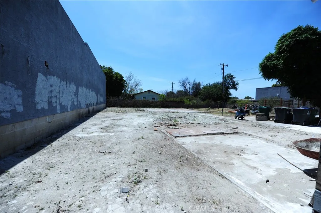 4518 W 1st Street, Santa Ana, California 92703 home-pic-6