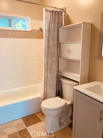 Bathroom Unit B