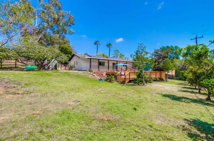 2167 Reineman Road, Fallbrook, California 92028