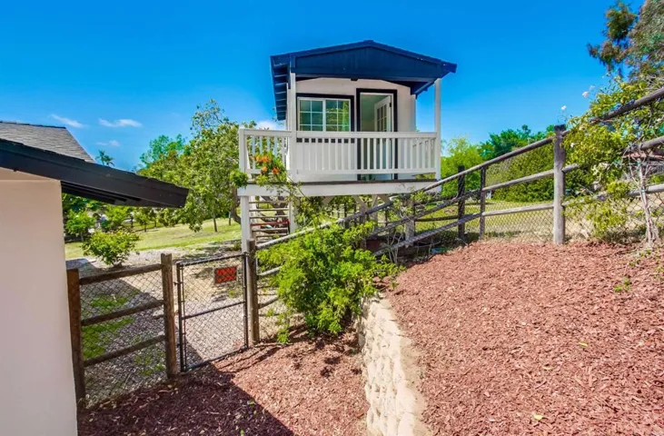 2167 Reineman Road, Fallbrook, California 92028