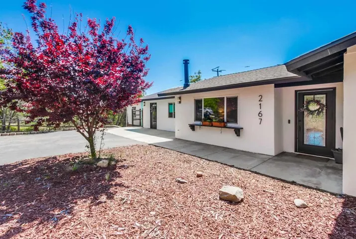 2167 Reineman Road, Fallbrook, California 92028