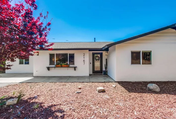 2167 Reineman Road, Fallbrook, California 92028