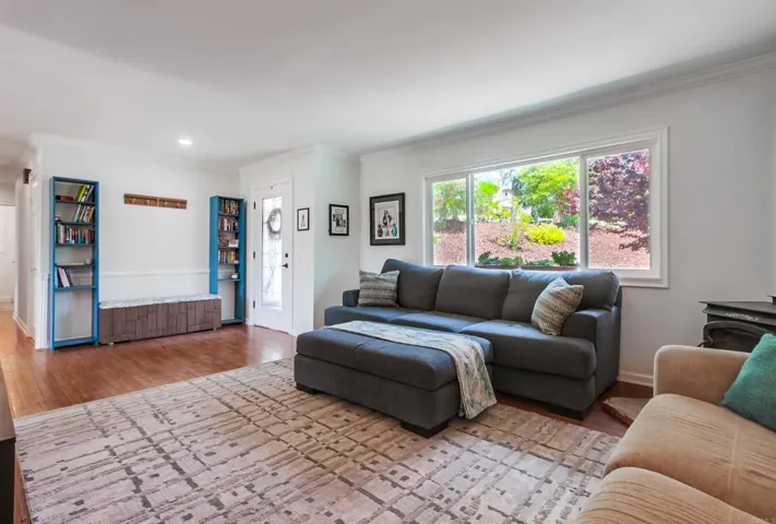 2167 Reineman Road, Fallbrook, California 92028