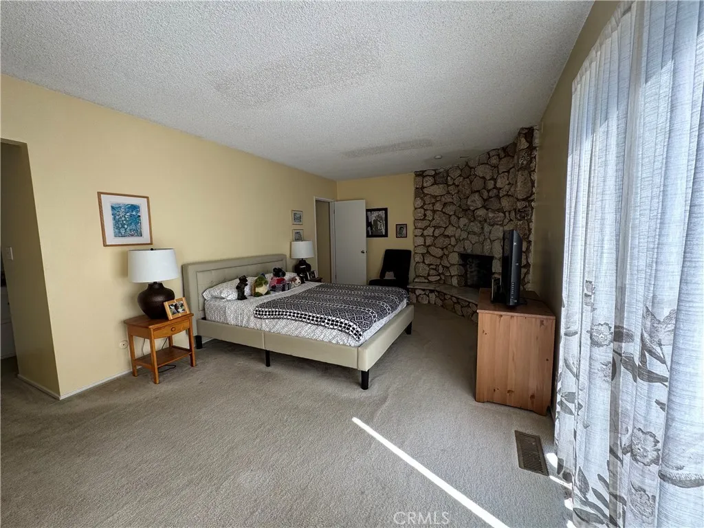 4922 Lowell Avenue, Glendale, California 91214 home-pic-9