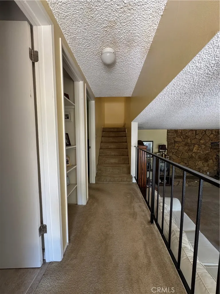 4922 Lowell Avenue, Glendale, California 91214 home-pic-11