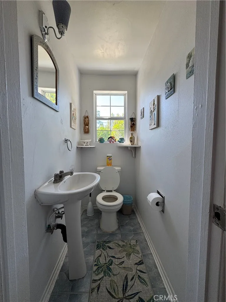 4922 Lowell Avenue, Glendale, California 91214 home-pic-16