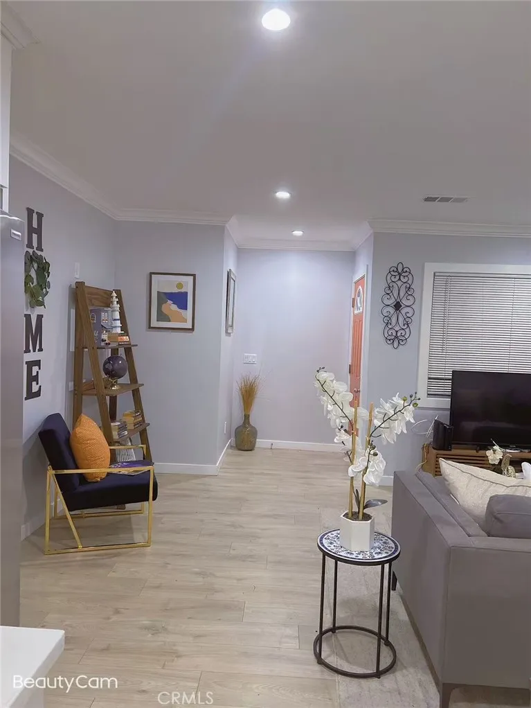 5524 Spokane Street, Los Angeles, California 90016 home-pic-3