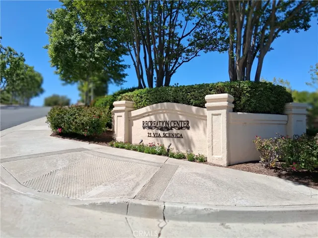 33 Corte Rivera, Lake Elsinore, California 92532