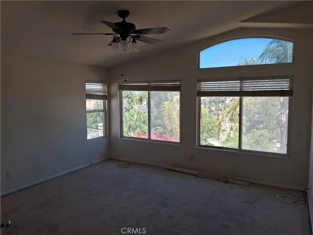 33 Corte Rivera, Lake Elsinore, California 92532