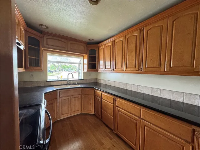 6975 E El Roble Street, Long Beach, California 90815