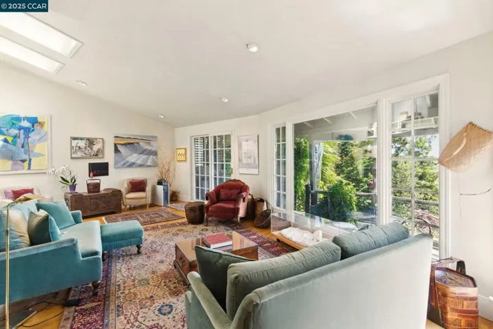 200 Hillcrest Rd, Berkeley, California 94705