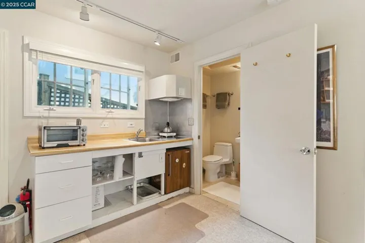 200 Hillcrest Rd, Berkeley, California 94705