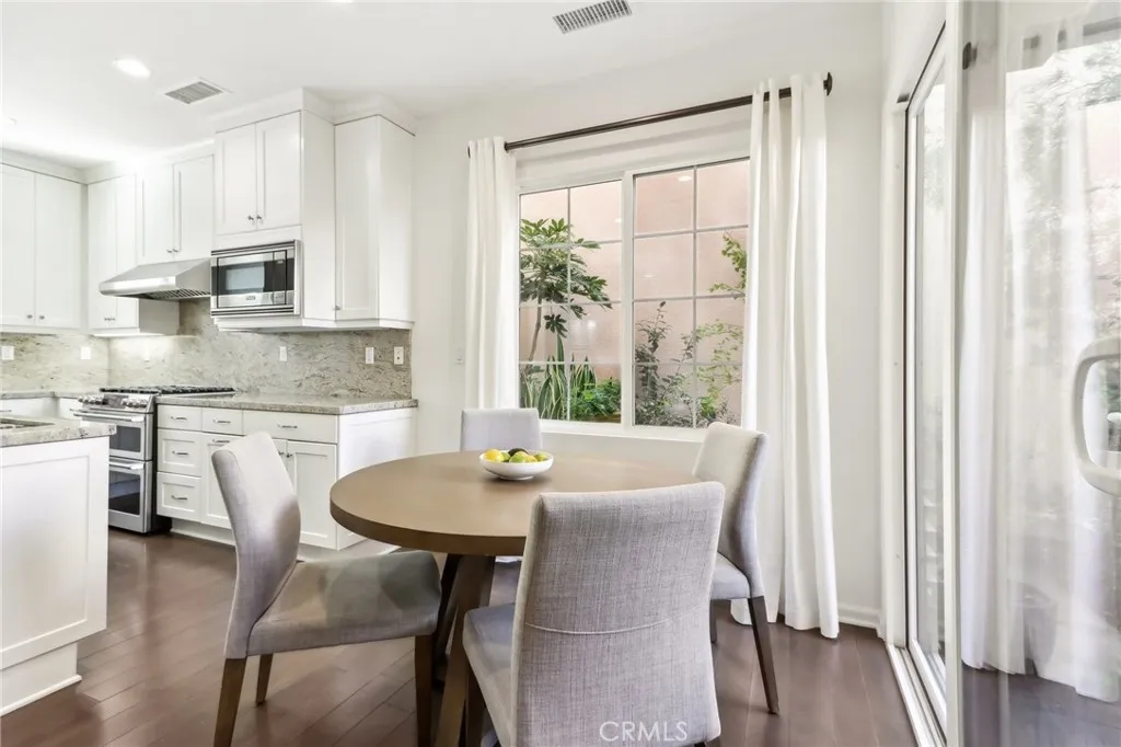 182 Firefly, Irvine, California 92618 home-pic-5