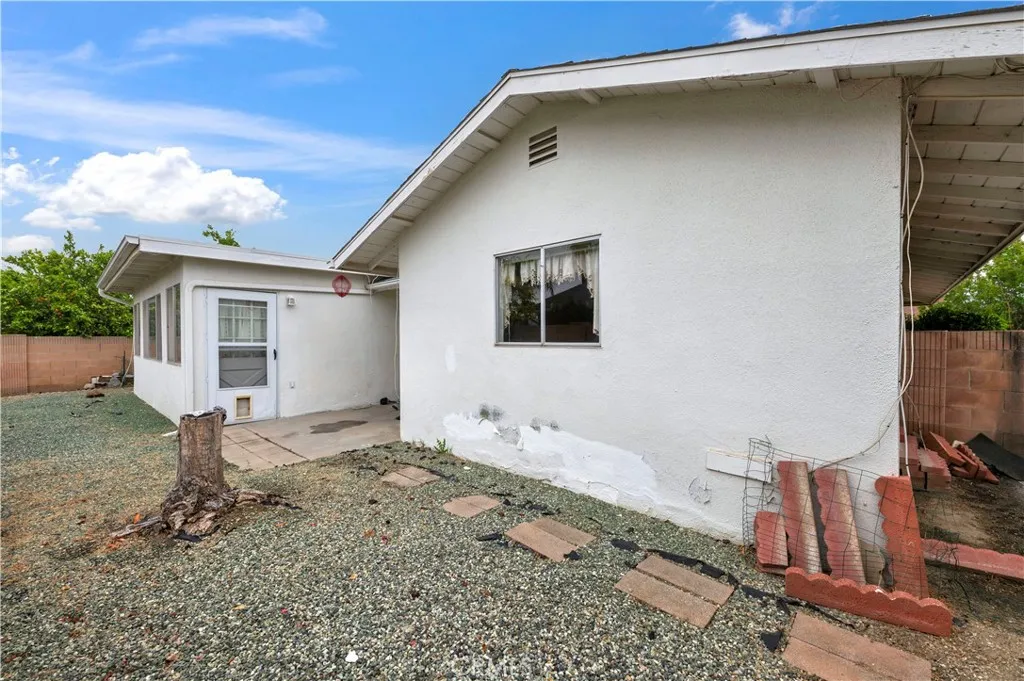 1520 Sandlewood Drive, Hemet, California 92543 home-pic-20
