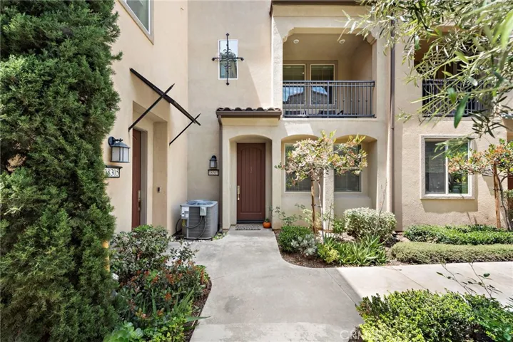 18301 Goldbark Way, Yorba Linda, California 92886