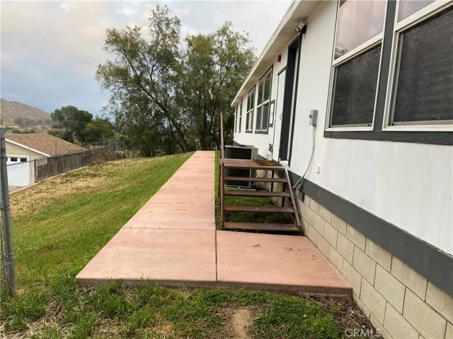 26480 Steinhoff Avenue, Hemet, California 92545