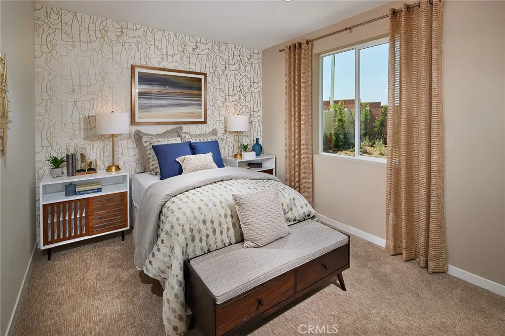 30967 Avenida Ramblas, Highland, California 92346 home-pic-9