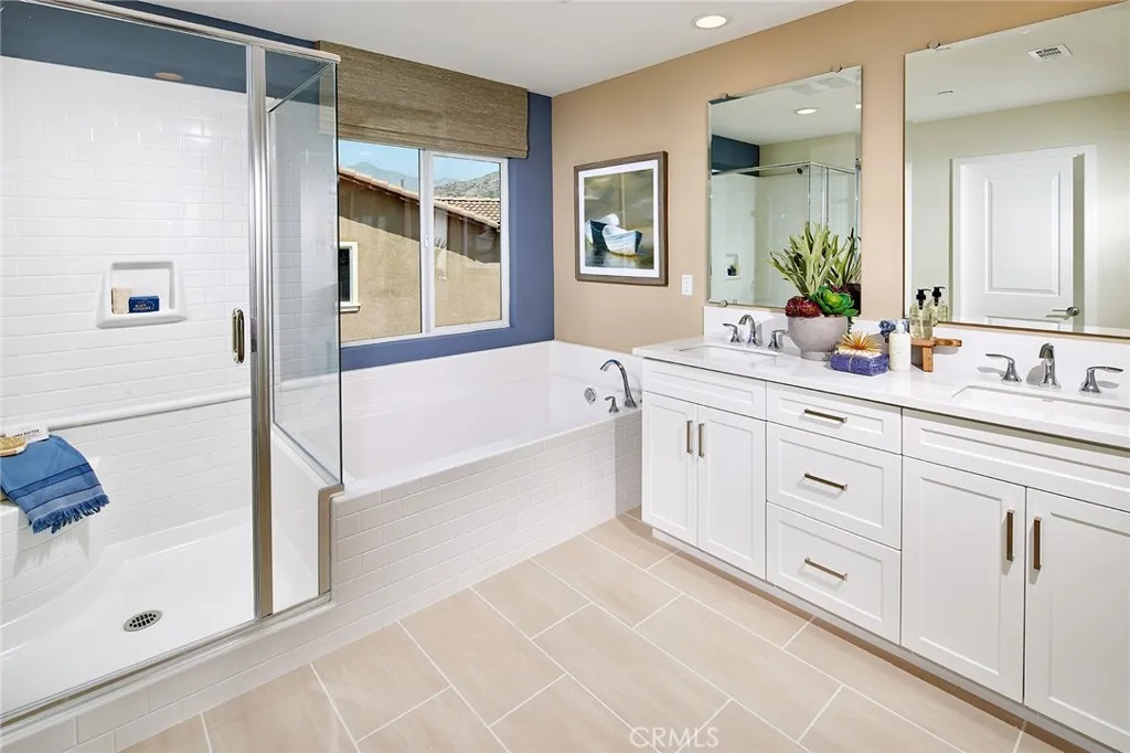 30967 Avenida Ramblas, Highland, California 92346 home-pic-13