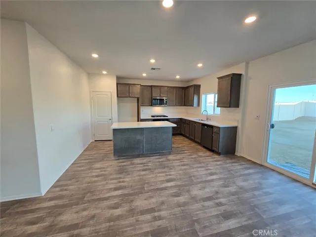 2150 Vincenza Cove, Perris, California 92571