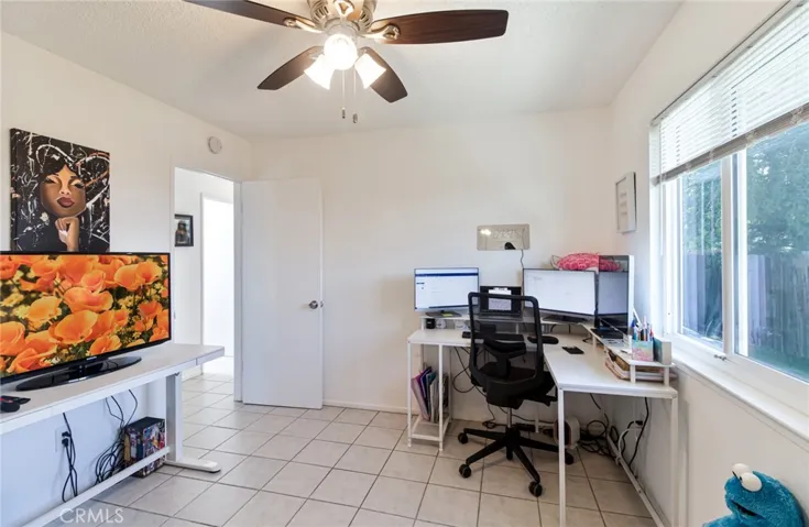 Bedroom/Office