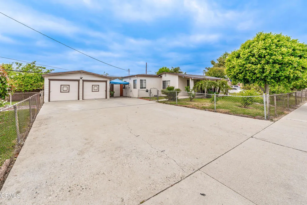 6505 Emil Avenue, Bell Gardens, California 90201, ,Residential Income,For Sale,Emil,P1-22049