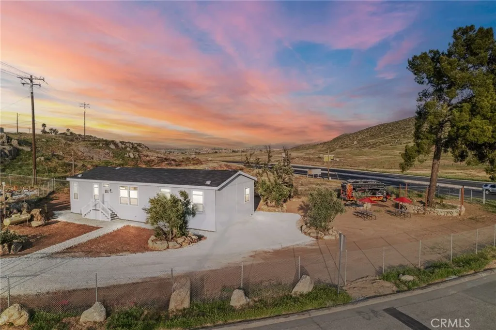 26220 Calvert Ave, Hemet, California 92545, 4 Bedrooms Bedrooms, ,2 BathroomsBathrooms,Residential,For Sale,Calvert ave,SW25098920