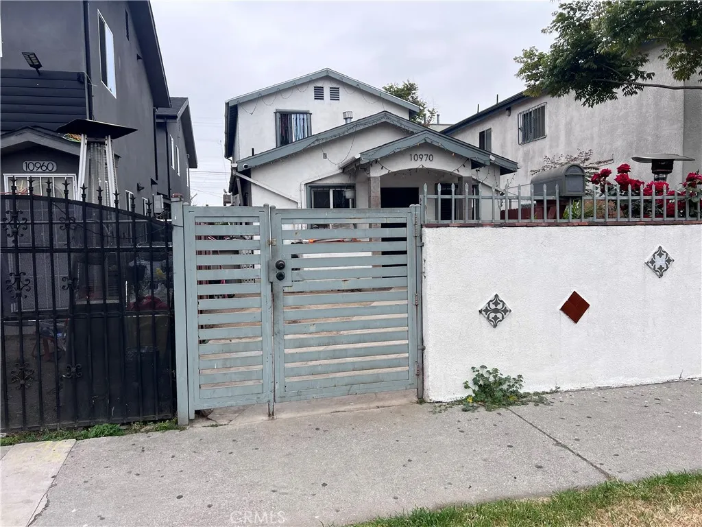 10970 Avalon Boulevard, Los Angeles, California 90061 home-pic-3