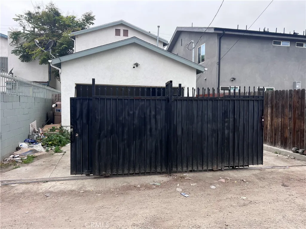 10970 Avalon Boulevard, Los Angeles, California 90061 home-pic-26