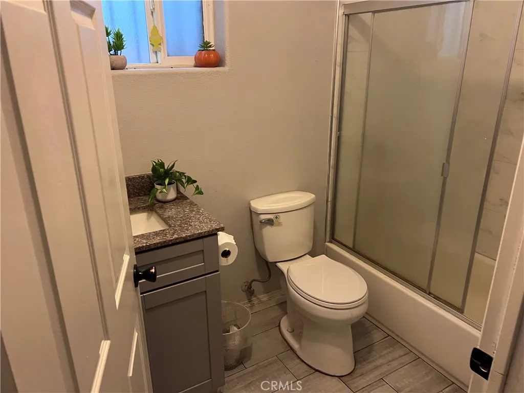 10970 Avalon Boulevard, Los Angeles, California 90061 home-pic-17