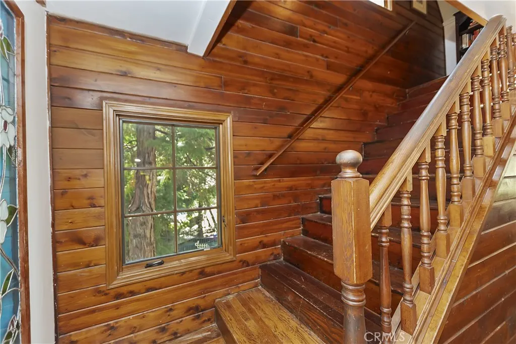 242 Holiday Drive, Lake Arrowhead, California 92352 home-pic-28