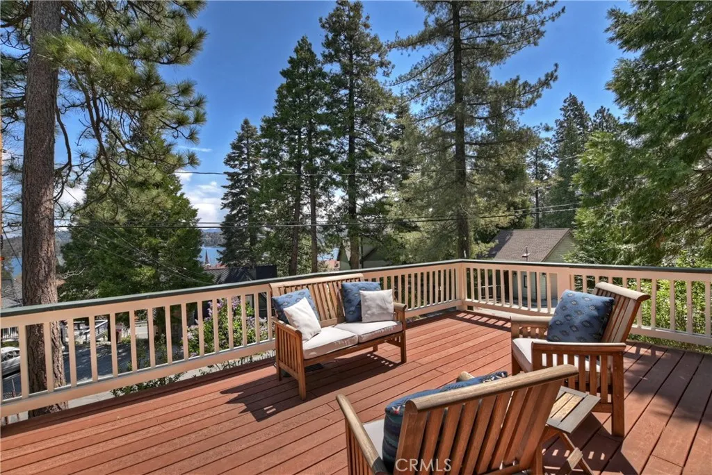 242 Holiday Drive, Lake Arrowhead, California 92352 home-pic-15