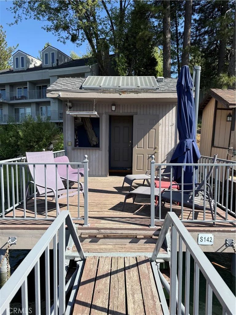 242 Holiday Drive, Lake Arrowhead, California 92352 home-pic-17