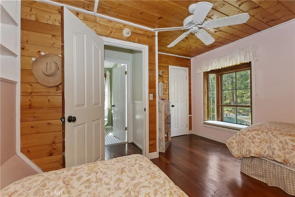 242 Holiday Drive, Lake Arrowhead, California 92352 home-pic-42