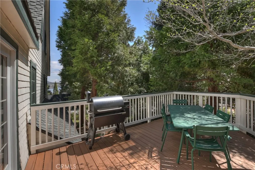 242 Holiday Drive, Lake Arrowhead, California 92352 home-pic-25