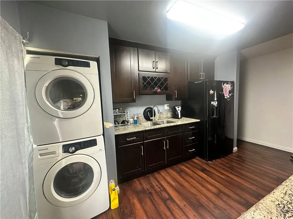 7315 Exeter Street 6, Paramount, California 90723 home-pic-2