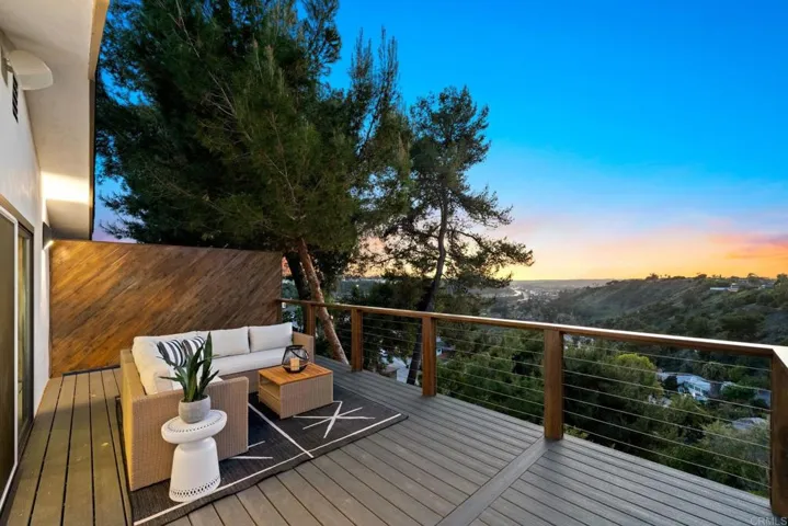 5680 Genoa Dr, Del Cerro, California 92120