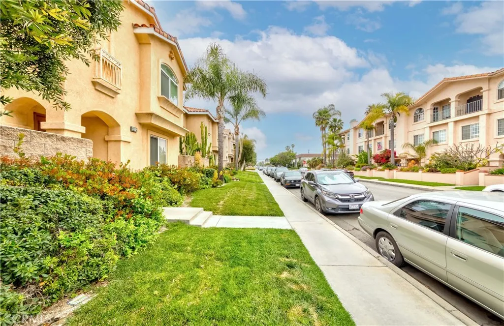 11175 Reagan Street, Los Alamitos, California 90720 home-pic-41