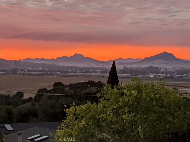 614 Rancho Oaks Drive 614, San Luis Obispo, California 93401